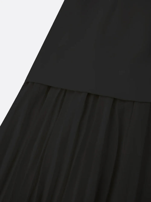 Women's Sleeveless Maxi Dress with Flowing Pleats – Elegant Bridesmaid Gown