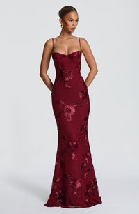 Chic Floral Maxi Dress: Effortless Style for Wedding Guests & Summer Events