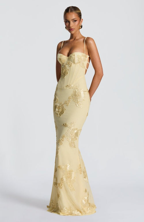 Chic Floral Maxi Dress: Effortless Style for Wedding Guests & Summer Events 8
