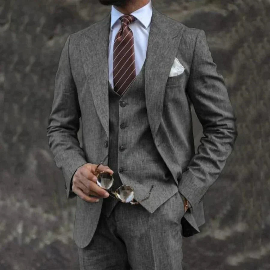 Men’s Luxury 3-Piece Suit – Blazer, Gilet and Trousers Elegant Formal Tailored Style