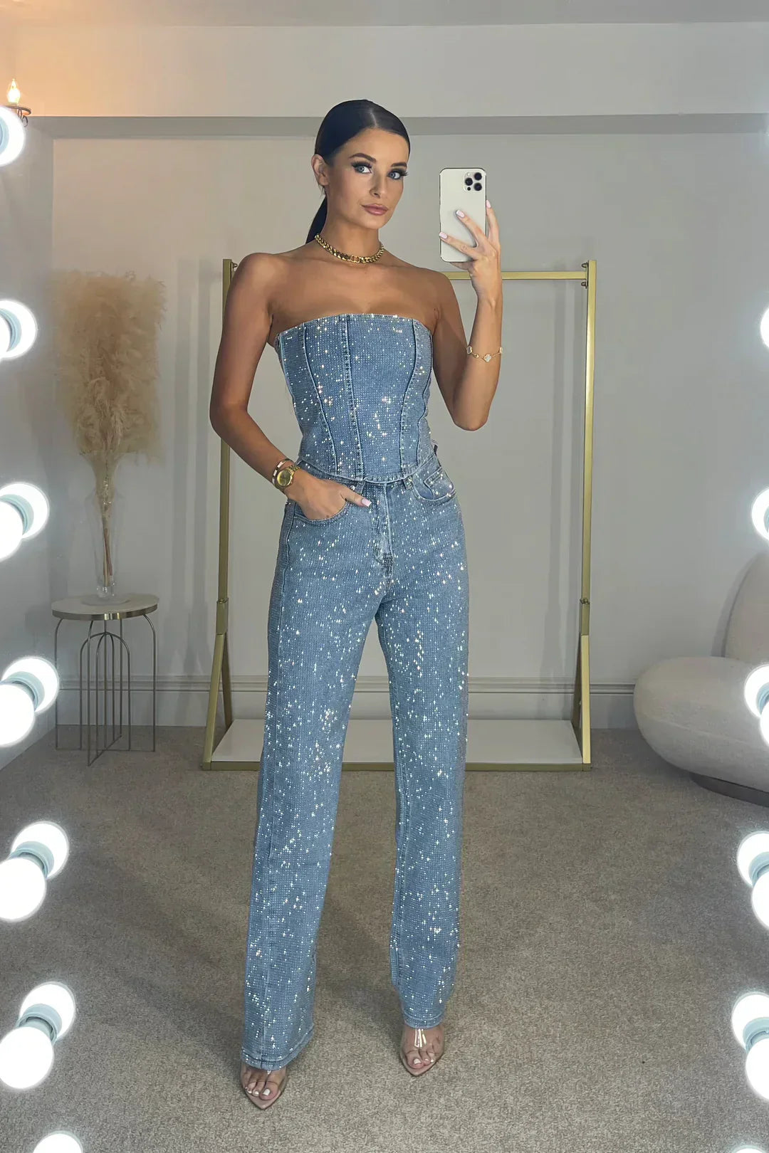Elegant Strapless Jumpsuit with Glitter Detail – Luxurious Fit for Special Occasions 4