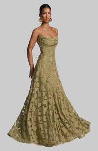 Floral Maxi Dress: Effortless Style for Summer Events