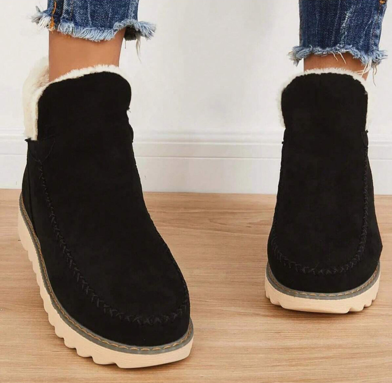 Elviora - Cozy Plush Boots