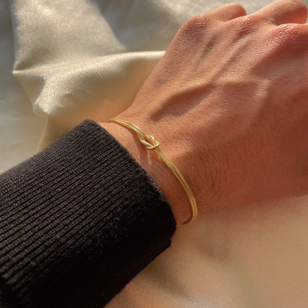 Minimalist Love Knot Bracelet – Waterproof Stainless Steel Unisex Accessory 5
