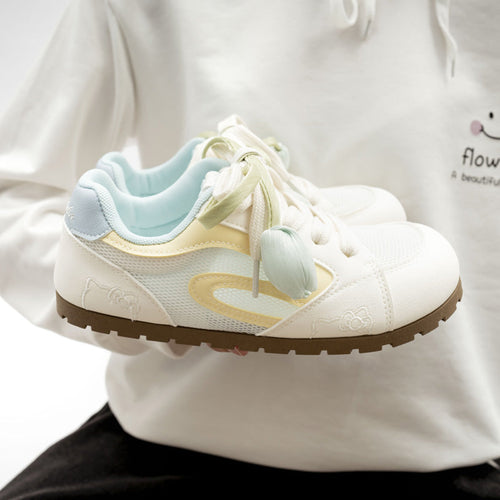 Women's Trendy Hello Kitty Non-Slip Sneakers With Unique Petal Shoe Lace