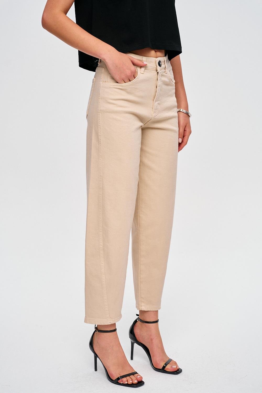 Women Baggy Balloon Jeans 0