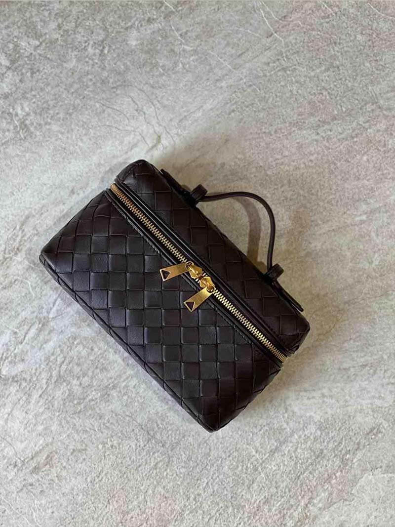 Women’s Shoulder Bag with Adjustable Strap 5
