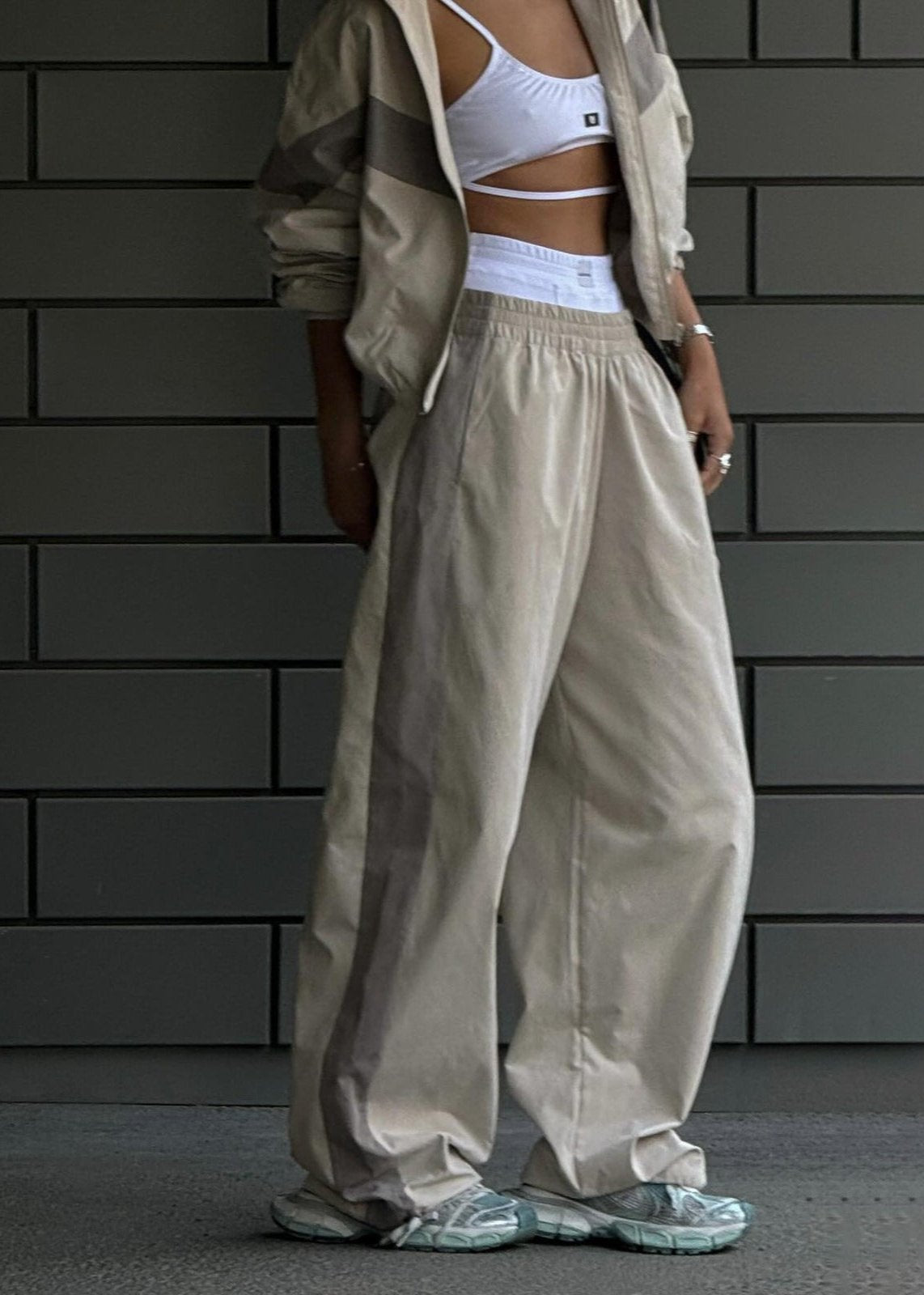 Women's Neutral Tone Loose Fit Tracksuit Set – Casual Lounge Outfit