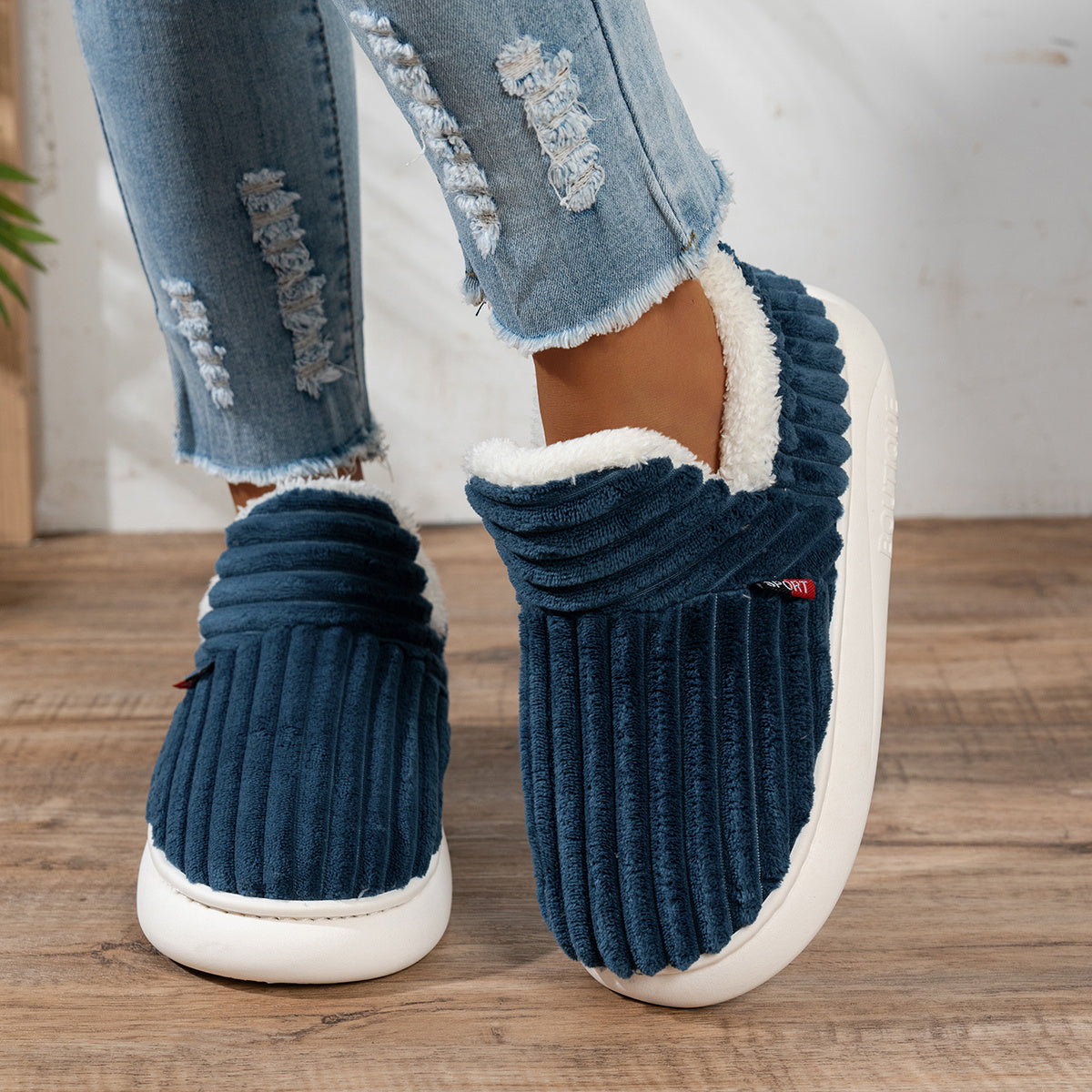 Calora - Comfortable Winter Shoes