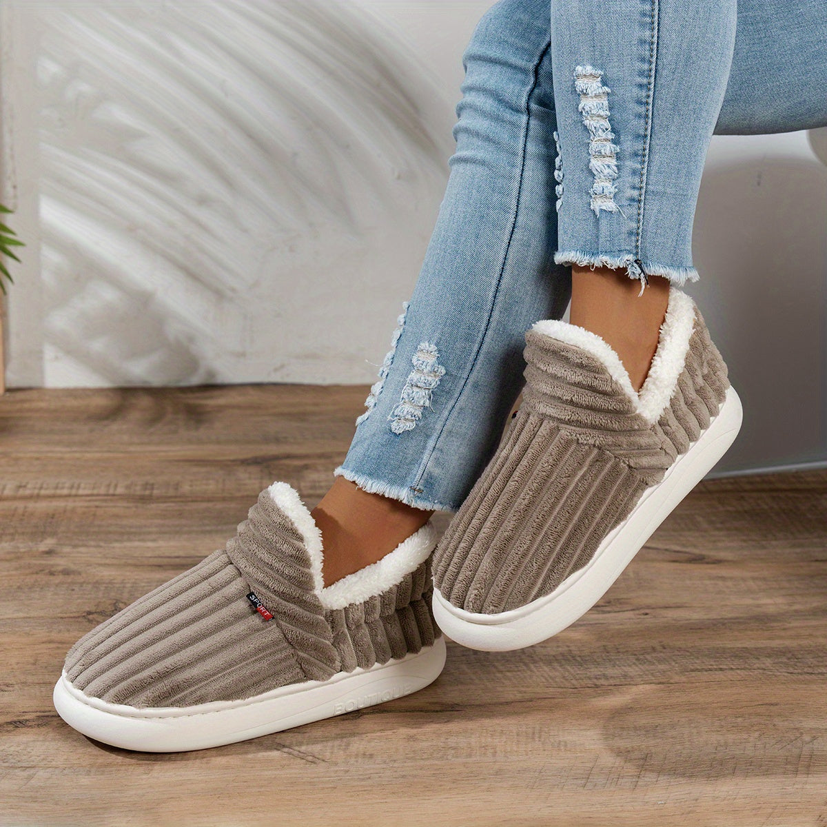 Calora - Comfortable Winter Shoes
